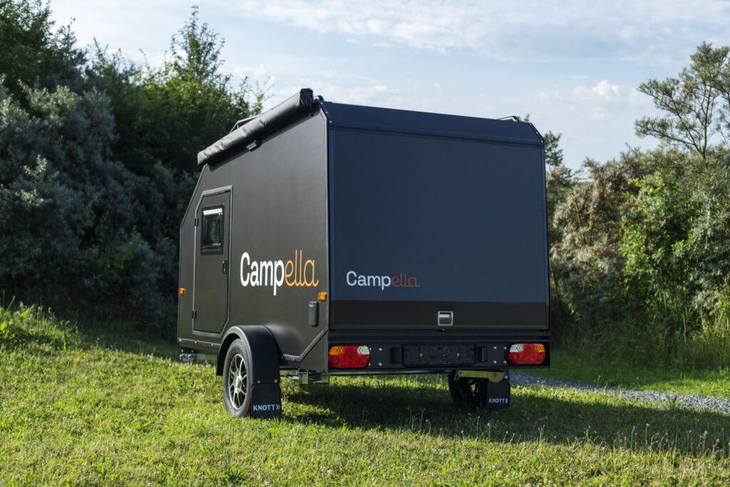 Campella Black